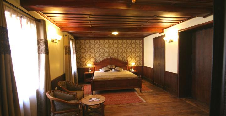 เชฟรอนแฟร์เฮเว่น Hotel ไนนิตาล ภายนอก รูปภาพ